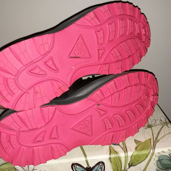 Nike sneakers - Picture 4 of 4